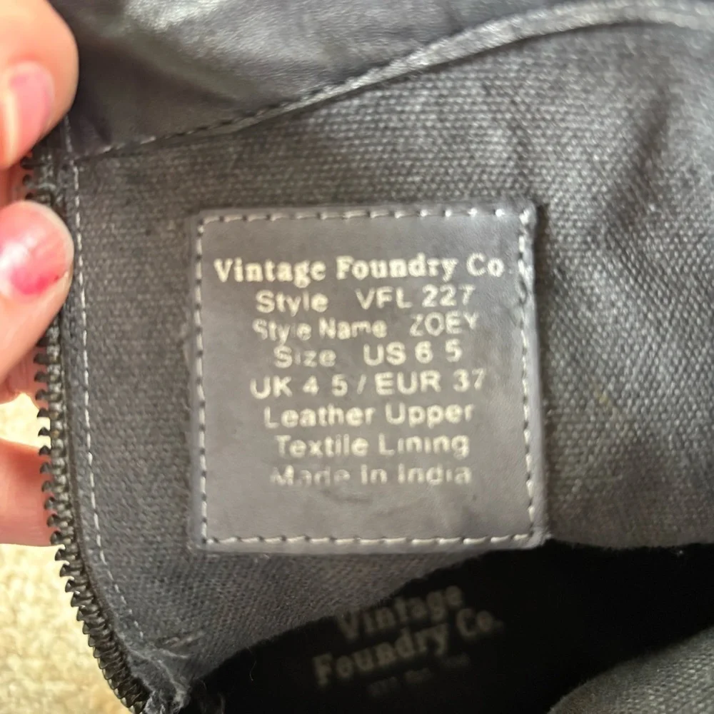 Vintage Foundry Co Womens Leather Boots - size 6.5 - Picture 5 of 9